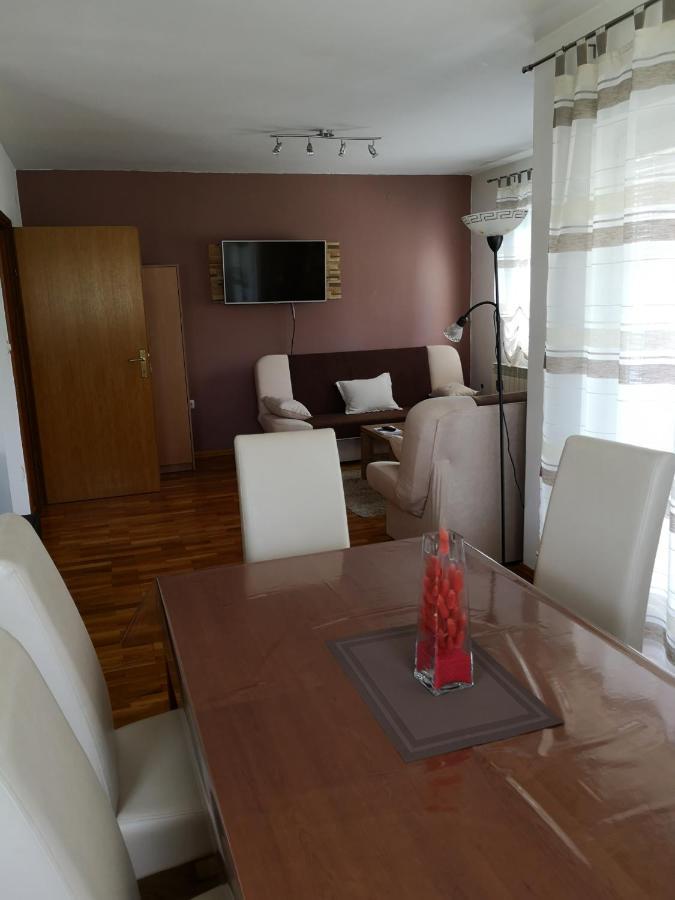 Apartment Igor - Holiday Home Ostarije Екстериор снимка