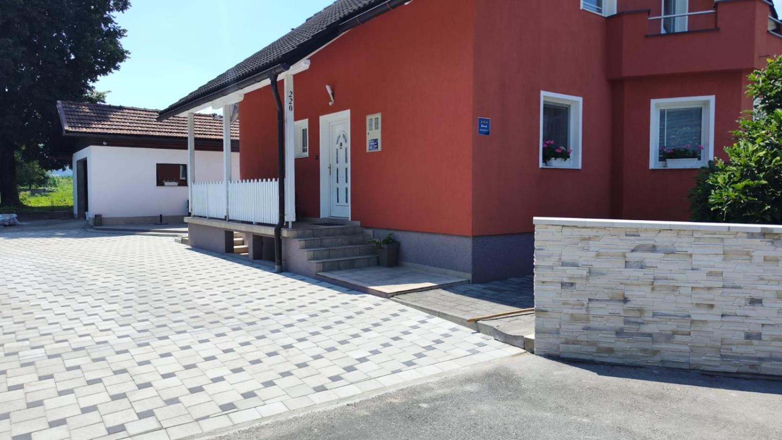 Apartment Igor - Holiday Home Ostarije Екстериор снимка