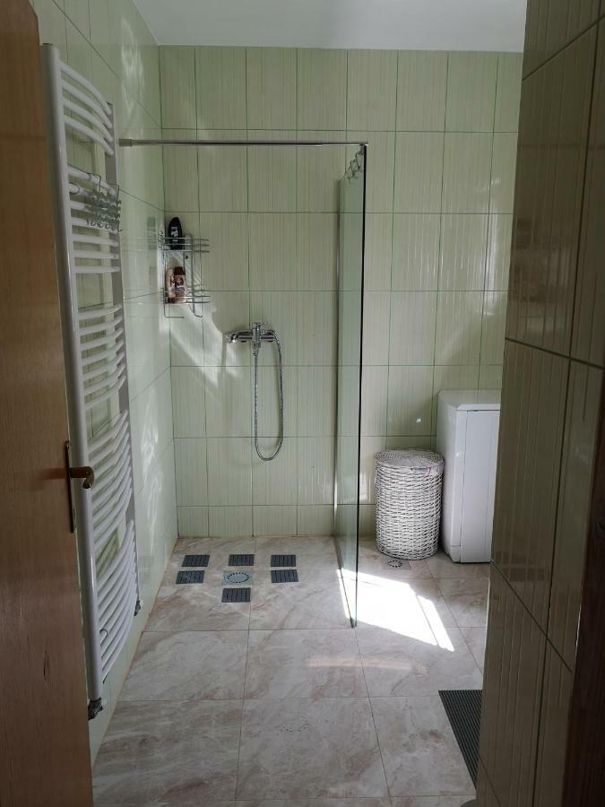 Apartment Igor - Holiday Home Ostarije Екстериор снимка